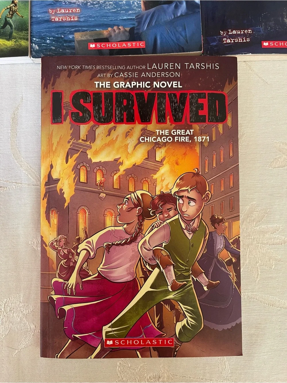 Lauren Tarshis I Survived Book Lot 4 Books Graphic Novel Titanic,9/11,Grizzlies